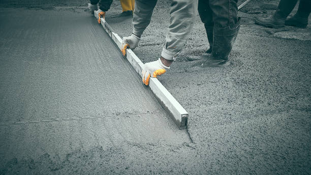 Best Concrete Driveway Installation  in Boonville, IN